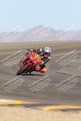 media/Oct-07-2023-CVMA (Sat) [[f84d08e330]]/Race 13 500 Supersport-350 Supersport/